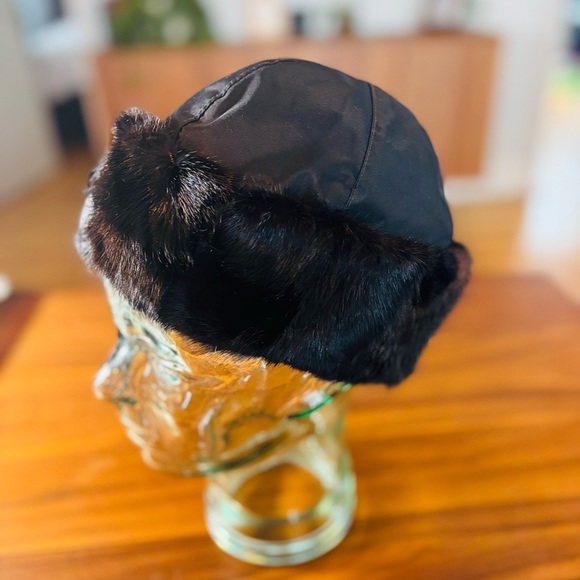 Vintage Real Fur Winter Hat – Made in Quebec – Black Mink Style Trapper Hat - Picture 3 of 8